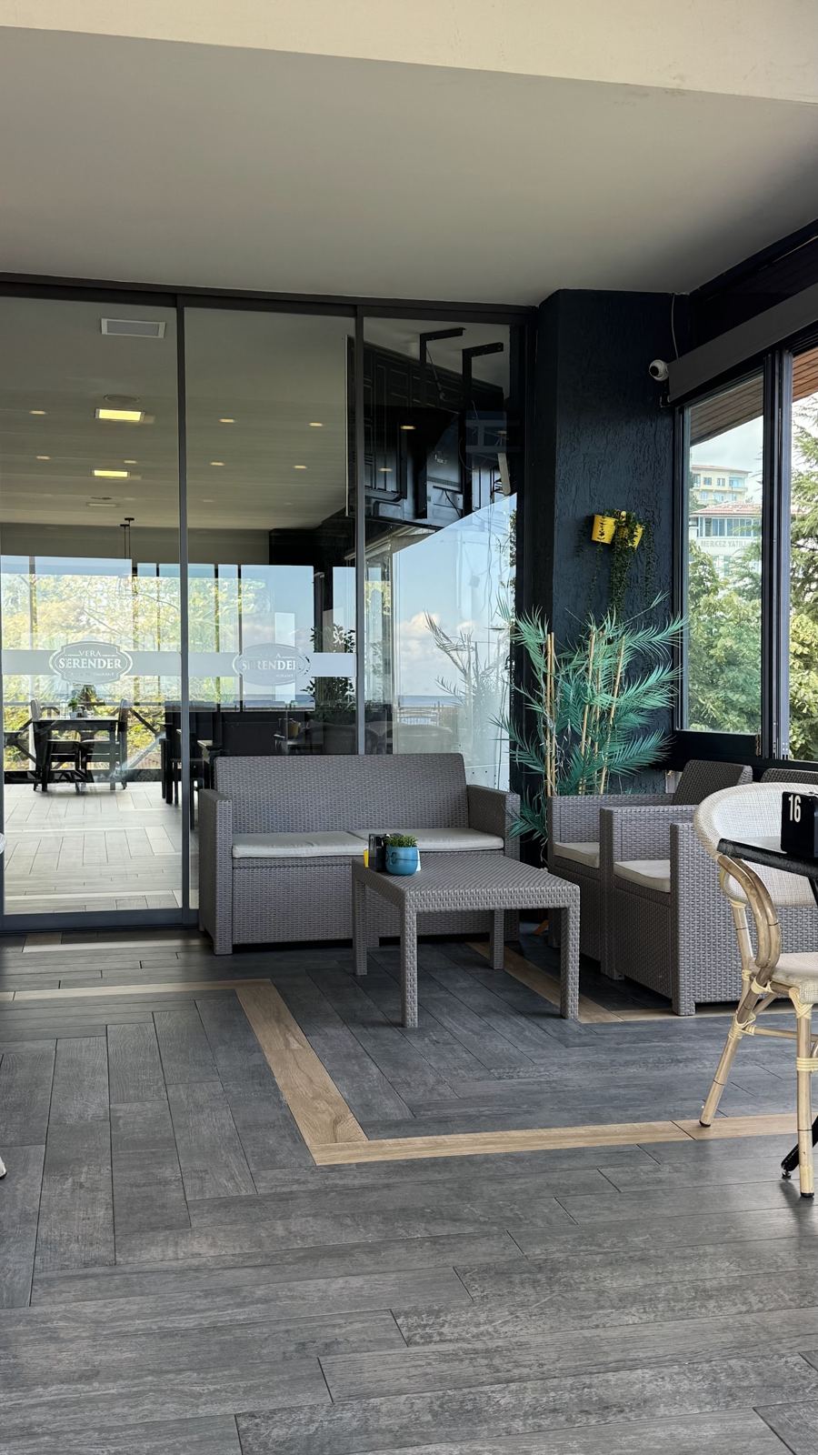 Ferah iç salon
